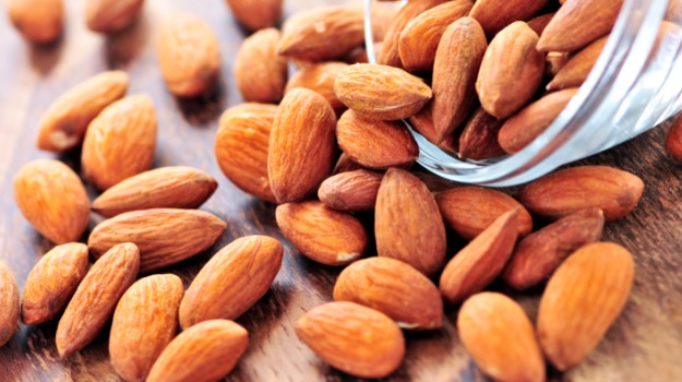  Eat Almonds Everyday