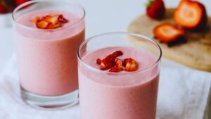 Breakfast, Smoothie, Chocolate, Peanut Better, Bananas, Curd, Milk