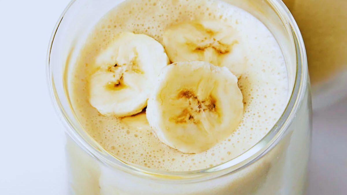reakfast, Smoothie, Chocolate, Peanut Better, Bananas, Curd, Milk