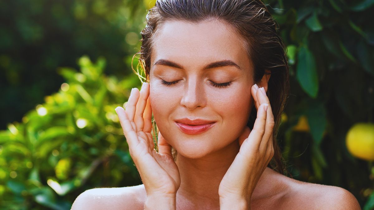 Monsoon, Acne, DIY, clay pack, sunscreen, exfoliate, Cetaphil