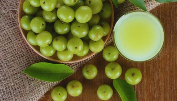 Gooseberry, Allergy, Amla, Risk, Side Effects