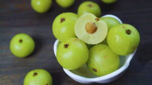Gooseberry, Allergy, Amla, Risk, Side Effects