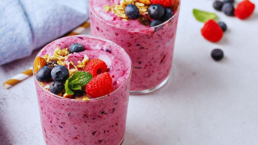Detox Smoothie, Avocado, Radish, Healthy Body, Berry, Turmeric, Apple