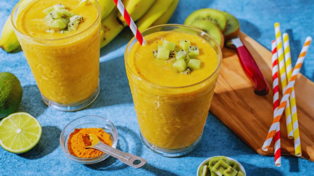 Detox Smoothie, Avocado, Radish, Healthy Body, Berry, Turmeric, Apple