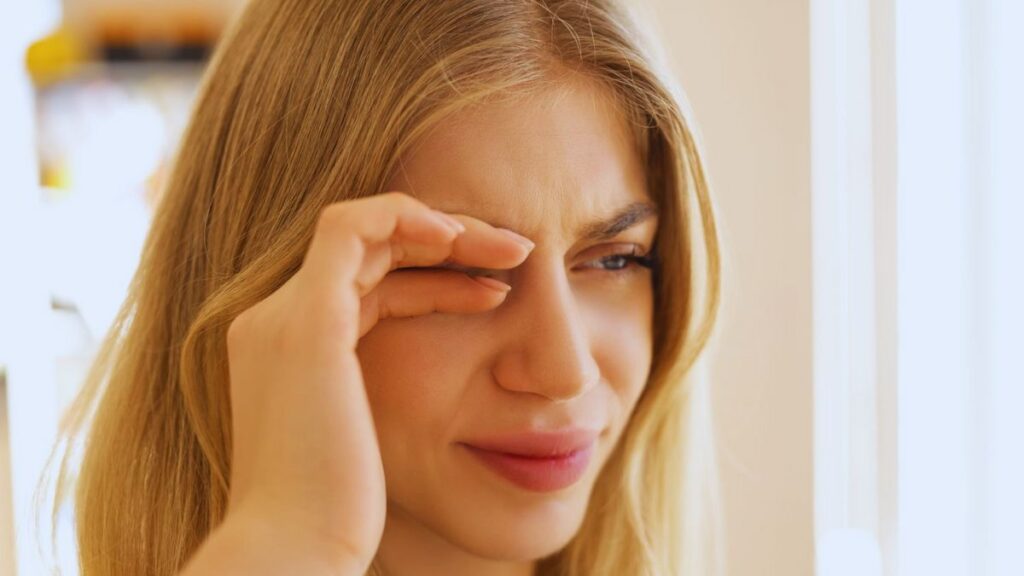 Vision, Eyes, Blur, Cornea, Swelling, Redness