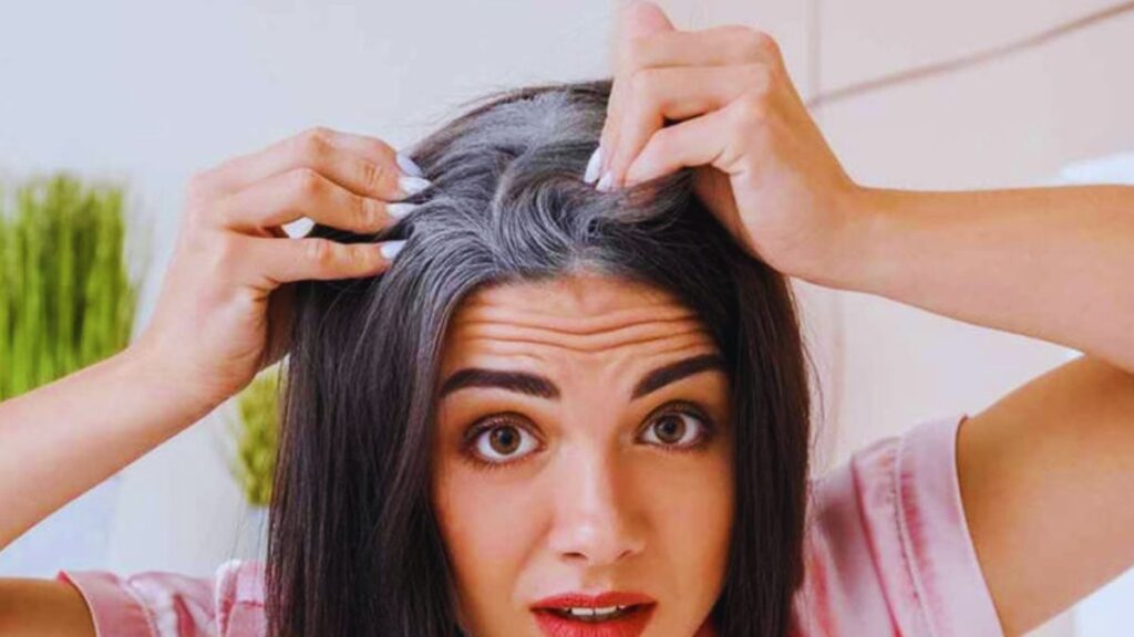 Amla, Sesame Oil, Ridge Gourd, Vitamin B12, Grey Hair