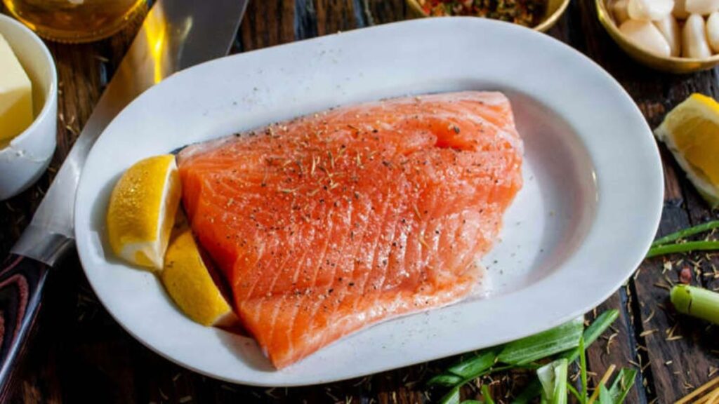 potassium benefits, potassium rich foods, importance of potassium, potassium for heart health, potassium and blood pressure, foods high in potassium, how to get more potassium, potassium for muscle function, electrolyte balance, potassium deficiency symptoms.