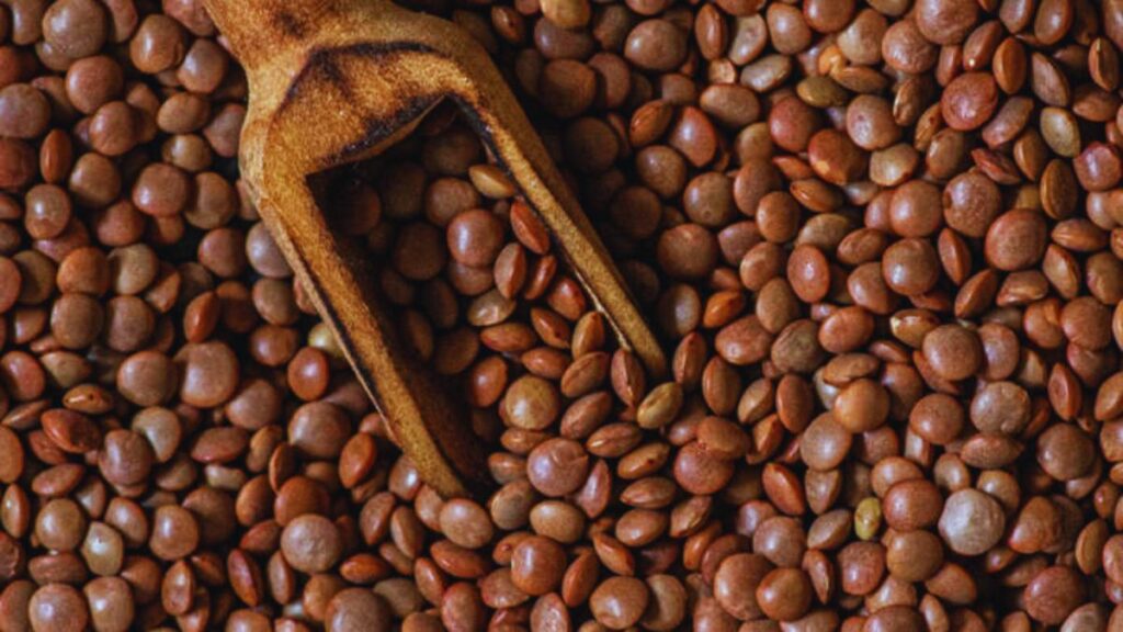 potassium benefits, potassium rich foods, importance of potassium, potassium for heart health, potassium and blood pressure, foods high in potassium, how to get more potassium, potassium for muscle function, electrolyte balance, potassium deficiency symptoms.