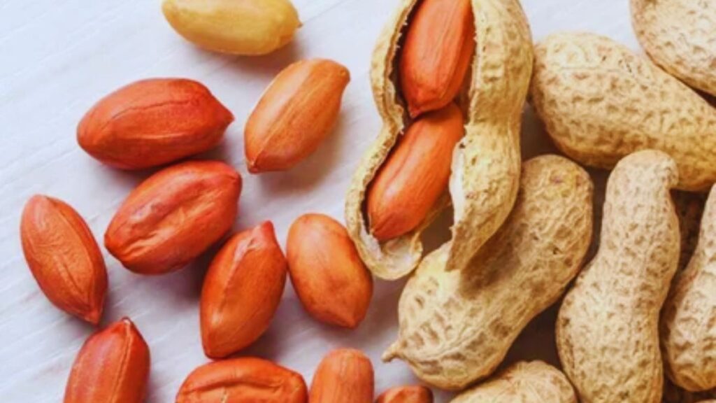 peanuts liver damage, aflatoxins in peanuts, liver health, peanut safety, peanut storage tips, aflatoxin poisoning, peanut contamination, liver cirrhosis, liver cancer risk, eating too many peanuts, peanut health benefits, peanut side effects, aflatoxin B1, peanut allergy, peanut nutrition
