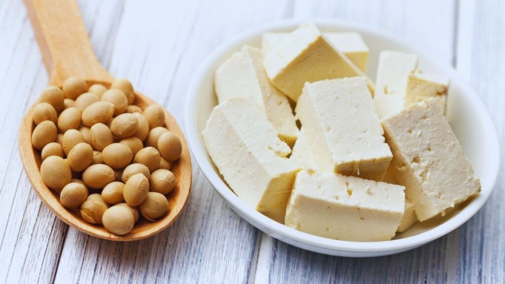 Anaemia, Haemoglobin, Iron Deficiency, Red Meat, Leafy Greens, Soy, Tofu, Pumpkin Seeds, Nuts, Beans, Lentils