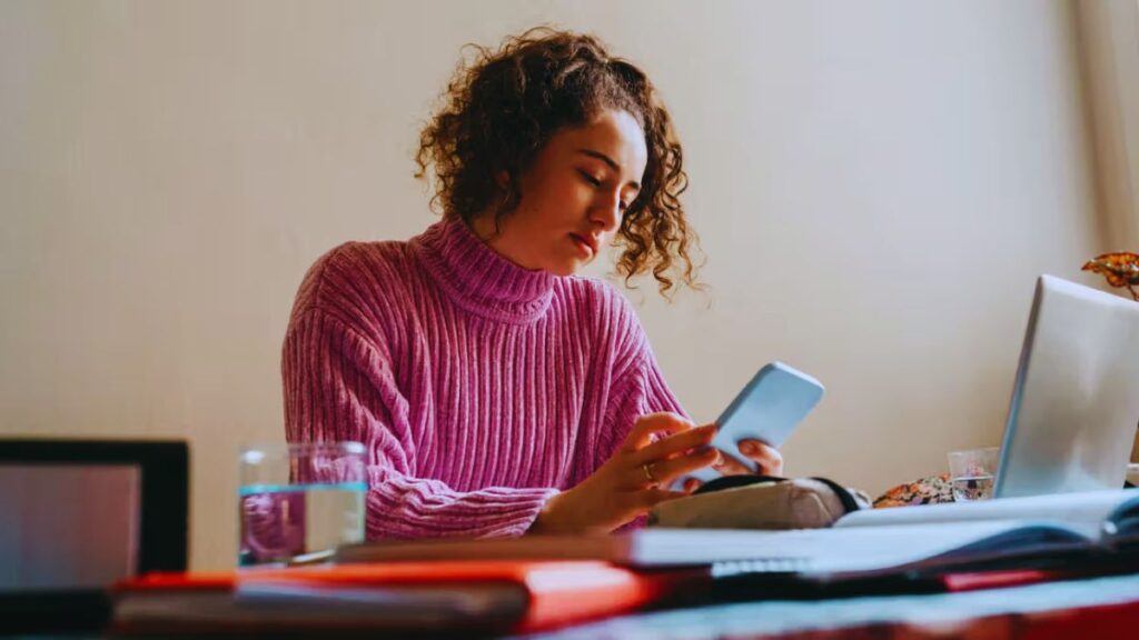 AI and critical thinking, effects of AI on the brain, ChatGPT and cognition, AI and learning, cognitive offloading, using AI wisely, AI and creativity, how AI affects memory