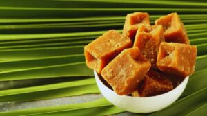 jaggery vs sugar, jaggery health benefits, is jaggery healthier than sugar, refined sugar side effects, jaggery nutrition, benefits of jaggery, natural sweeteners, Ayurveda jaggery benefits, jaggery digestion, jaggery immunity, glycaemic index jaggery, sugar health risks, jaggery antioxidants, jaggery metabolic health, traditional sweeteners